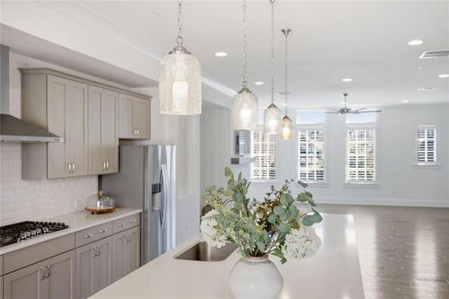 6413 Radiant Trce, Sandy Springs, GA, 30328-2897 | Card Image