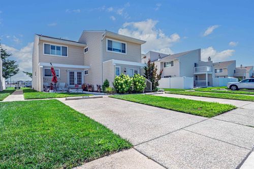 124 44th #B Street, Brigantine, NJ, 08203 | Card Image