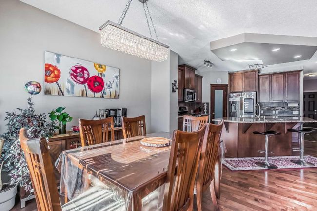 37 Skyview Springs Road Ne, Home with 6 bedrooms, 3 bathrooms and 4 parking in Calgary AB | Image 4