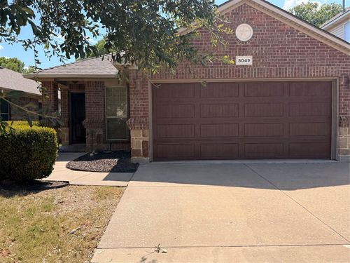 5049 Britton Ridge Ln, Fort Worth, TX, 76179-4294 | Card Image