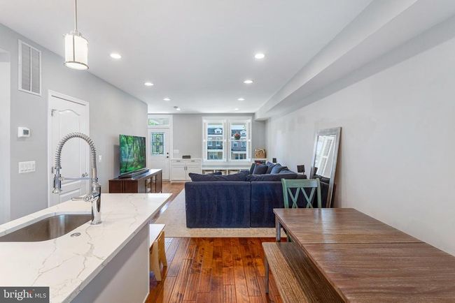 315 Upshur St Nw, Townhouse with 5 bedrooms, 4 bathrooms and null parking in WASHINGTON DC | Image 10