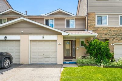 57 Carisbrooke Crt, Condo with 3 bedrooms, 3 bathrooms and 2 parking in Brampton ON | Image 1