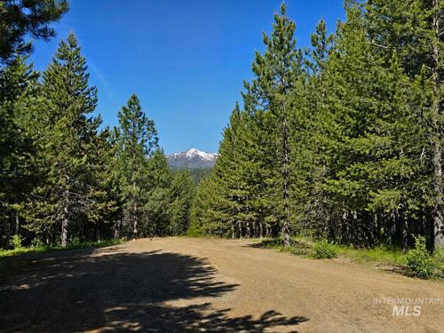 5 Laurins Ln, Cascade, ID, 83611 | Card Image