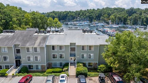 322 Cove Ct, Columbia, SC, 29212-8001 | Card Image