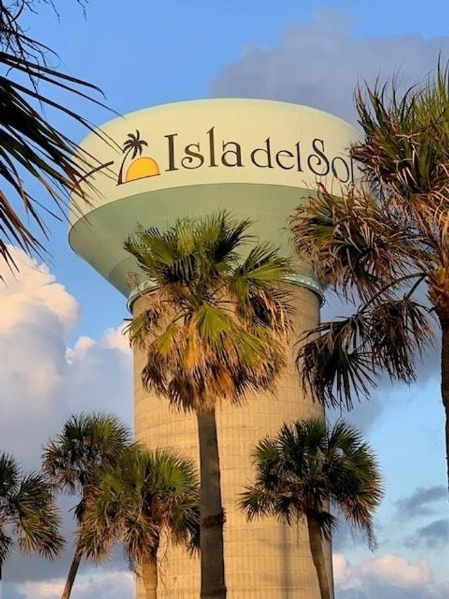 4111 Isla Del Sol, House other with 3 bedrooms, 2 bathrooms and 1 parking in Galveston TX | Image 37