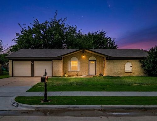 6605 Summertime Ln, Watauga, TX, 76148-2920 | Card Image