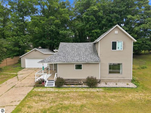 16767 3rd St, Copemish, MI, 49625-9591 | Card Image