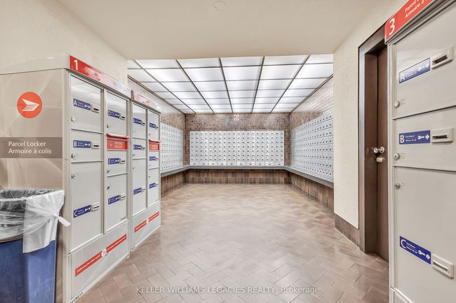 2001 - 1 Massey Sq, Condo with 2 bedrooms, 1 bathrooms and null parking in East York ON | Image 20