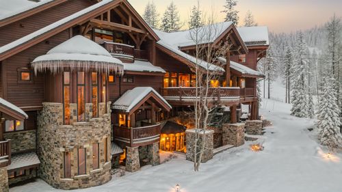 307 Northern Lights Blvd, Whitefish, MT, 59937-8636 | Card Image