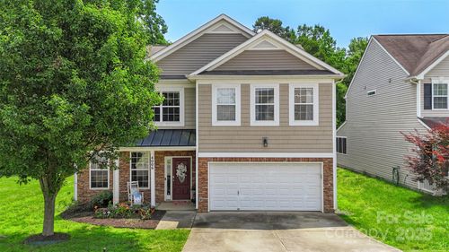 4006 Centerview Dr, Indian Trail, NC, 28079-5603 | Card Image