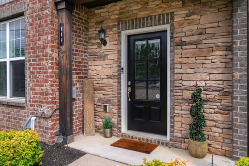 118 Ramsden Ave, La Vergne, TN, 37086-1470 | Card Image