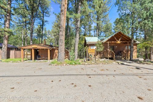 110 Main Rd, Ruidoso, NM, 88345-6341 | Card Image