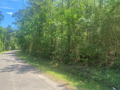 6934 County Road 2252, Cleveland, TX, 77327-1262 | Card Image