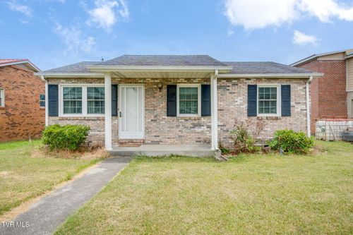 308 E Cottage Ave, Elizabethton, TN, 37643-2116 | Card Image