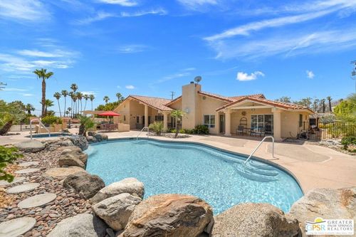600 W Via Escuela, Palm Springs, CA, 92262-2848 | Card Image