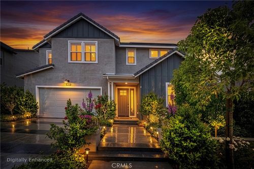 26135 Farm Rd, San Juan Capistrano, CA, 92675-4196 | Card Image