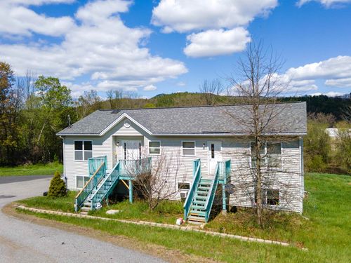 264 Chestnut St, Claremont, NH, 03743-5852 | Card Image