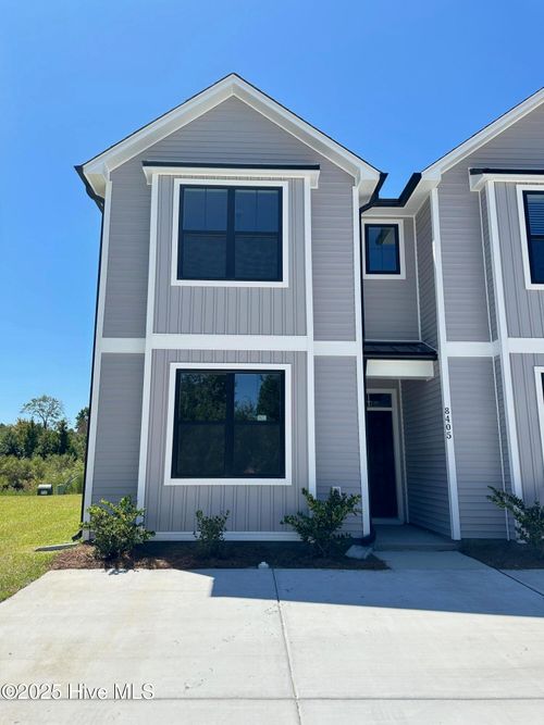 8405 Paramount Pt, Winnabow, NC, 28479-5856 | Card Image
