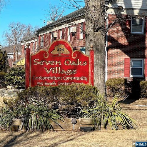 500 S Center St, Orange, NJ, 07050-3141 | Card Image