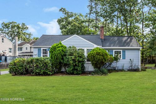 1526 Beverly Rd, Forked River, NJ, 08731-3425 | Card Image