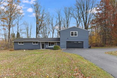 Welcome to 19039 Hillside Lane in Spring Valley, Bainbridge Twp. | Image 1