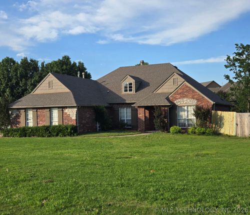 12325 Longhorn Cir, Glenpool, OK, 74033-6969 | Card Image