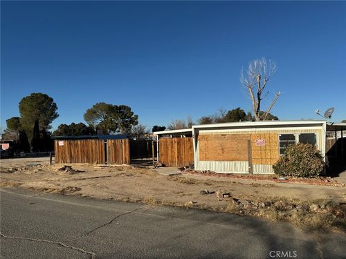 152 Camp Fire Dr, California City, CA, 93505-2312 | Card Image
