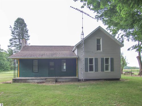 21935 Read Road, Copemish, MI, 49625 | Card Image