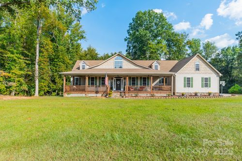 3220 Hayes Ln, Lancaster, SC, 29720-6336 | Card Image
