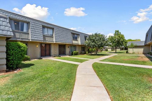 2049 W Pierson St, Phoenix, AZ, 85015-3738 | Card Image