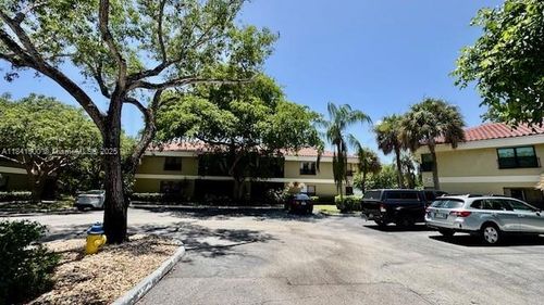 758-2482 Nw 49th Ter, Coconut Creek, FL, 33063-3854 | Card Image