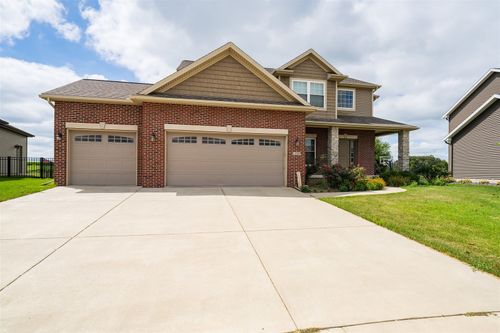 1525 Stoneroller Cir, Bloomington, IL, 61705-5310 | Card Image