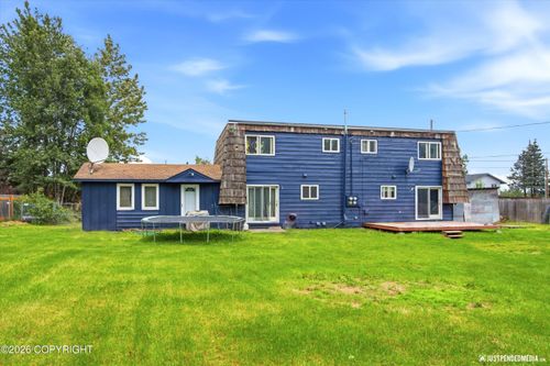 3130 W 62nd Ave, Anchorage, AK, 99502-2101 | Card Image
