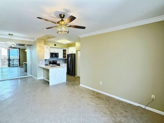 PH1-10 - 651 Okeechobee Blvd, Condo with 2 bedrooms, 2 bathrooms and null parking in West Palm Beach FL | Image 4