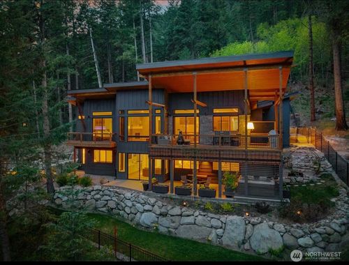 8836 Canal Rd, Leavenworth, WA, 98826-9346 | Card Image