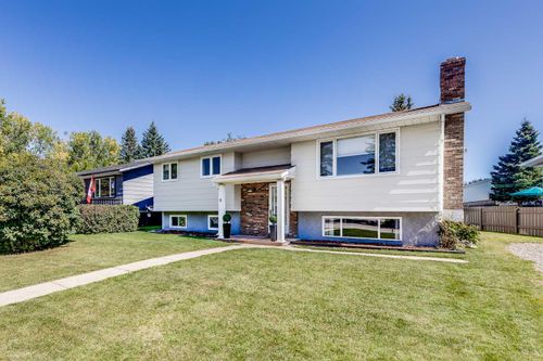 9 Park Pl, Didsbury, AB, T0M | Card Image