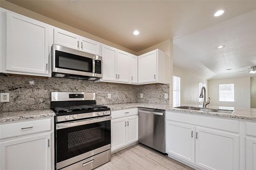 9622 Sugarblossom Ln, Sugar Land, TX, 77498-6601 | Card Image
