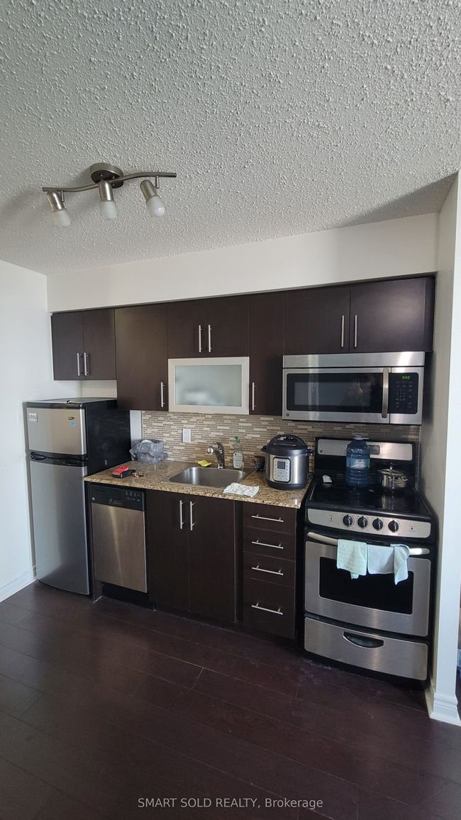 2707 - 50 Town Centre Crt, Condo with 0 bedrooms, 1 bathrooms and null parking in Scarborough ON | Image 13