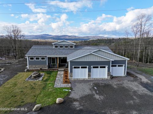 74 Dick Hyatt Ln, Whitehall, NY, 12887-2202 | Card Image