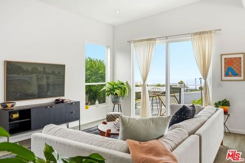 134-29500 Heathercliff Rd, Malibu, CA, 90265-6134 | Card Image