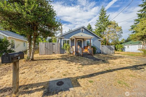 1016 Dearborn Ave, Shelton, WA, 98584-1110 | Card Image
