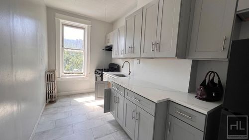 2-9746 Drew Street, New York City, NY, 11416 | Card Image