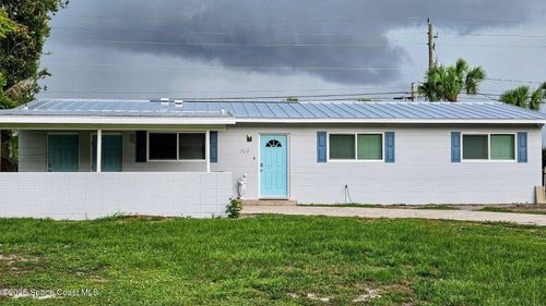 702 Lund Cir, MELBOURNE, FL, 32901-4114 | Card Image