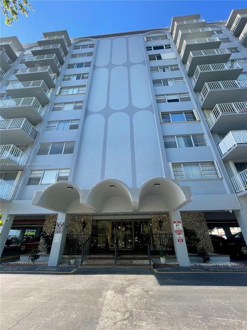 apt-205-1470 Ne 125th Ter, North Miami, FL, 33161-5259 | Card Image