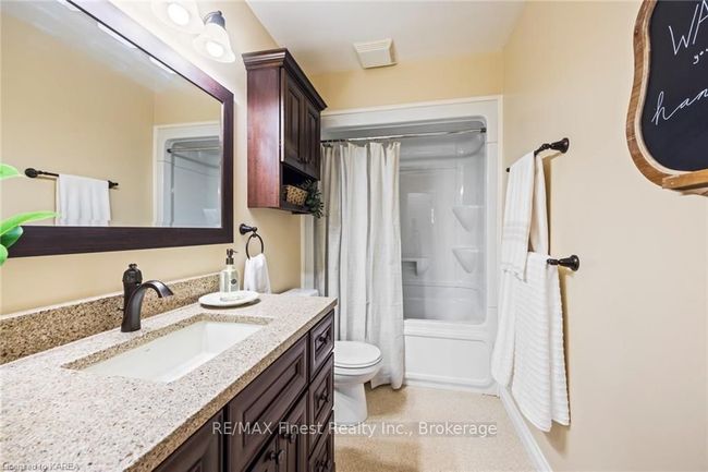 705 Braeside Cres, House other with 4 bedrooms, 2 bathrooms and 2 parking in Kingston ON | Image 23