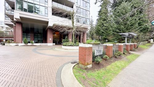 909-7088 18th Ave, Burnaby, BC, V3N0A2 | Card Image