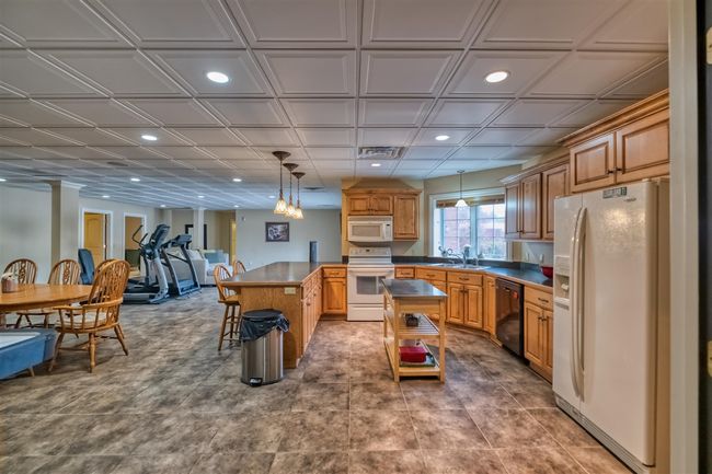 122 Fairway Acres Dr, House other with 7 bedrooms, 5 bathrooms and null parking in Dunmor KY | Image 58