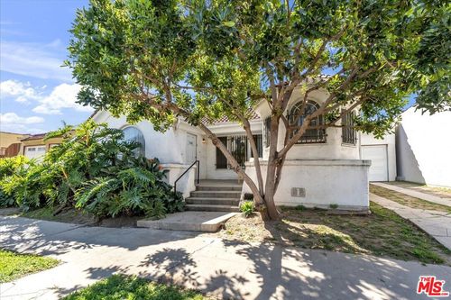 7508 Rosewood Avenue, Los Angeles, CA, 90036 | Card Image