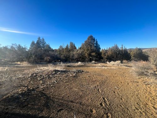 26 Sprague River Rd, Sprague River, OR, 97639-8633 | Card Image