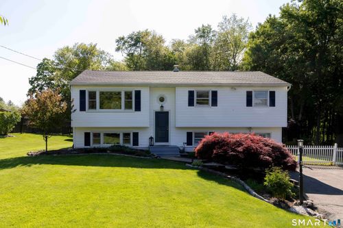 3 Eastview Dr, New Fairfield, CT, 06812-5018 | Card Image